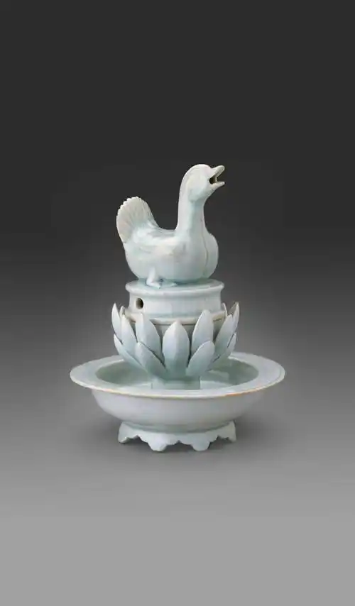 每日一宝-湖田窑青白瓷水禽香薰炉_香炉_文物_生活