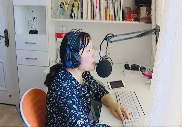 地道西安女娃喜马拉雅主播采采向世界传播西安好声音