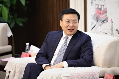 林展会见中国光大银行党委委员北京分行行长曲亮一行