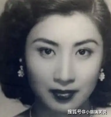 从而她就越来越受张作霖的重视,张作霖也决定让她正式做自己的姨太太