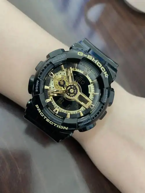 卡西欧casio手表黑金款60