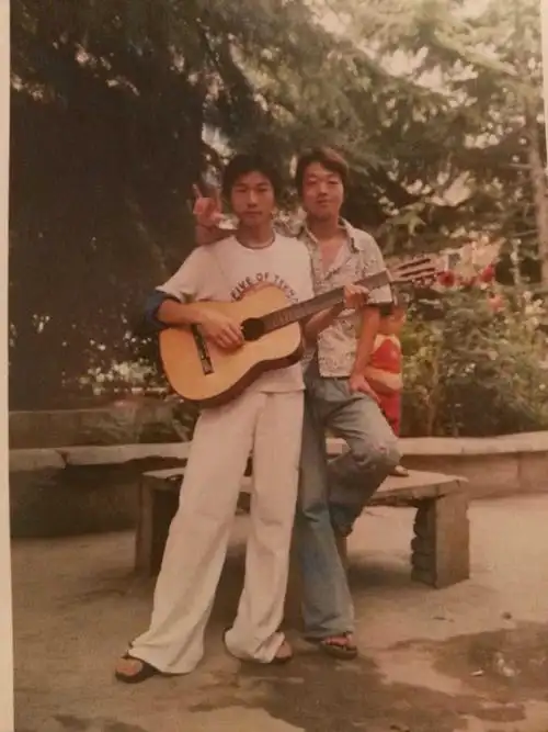 老照片# 2000年的照片,时光如飞刀,刀… - 知乎