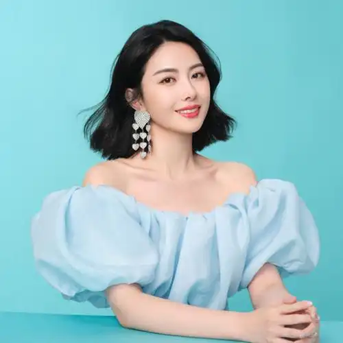 18:14来自淘宝直播陈洁kiki 关注c0955527123004小窗口今晚6