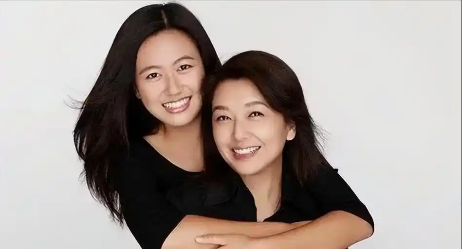 田小洁:从修车工到演员,与女神江珊的幸福婚姻 田小洁,一个曾经默默无