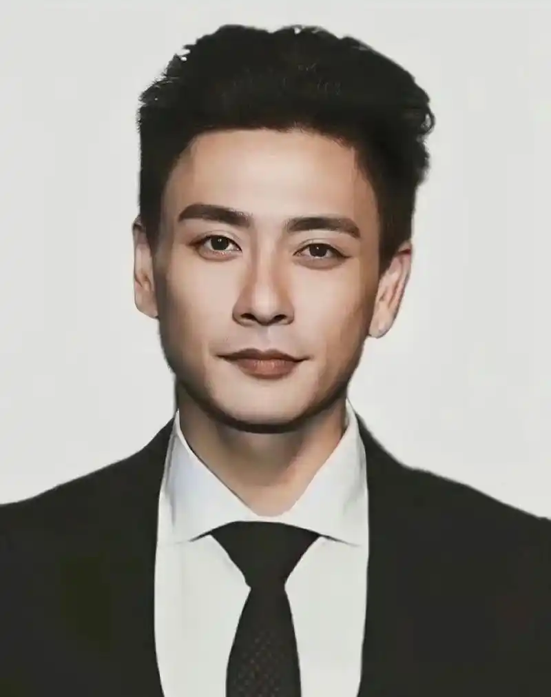 谁能抵抗永远都这么帅的黄宗泽?#黄宗泽 #痞帅 #港星男 - 抖音