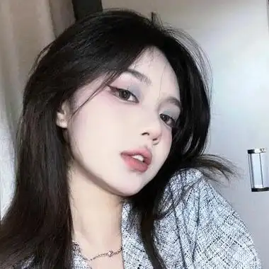 清冷系气质女生真人头像图片