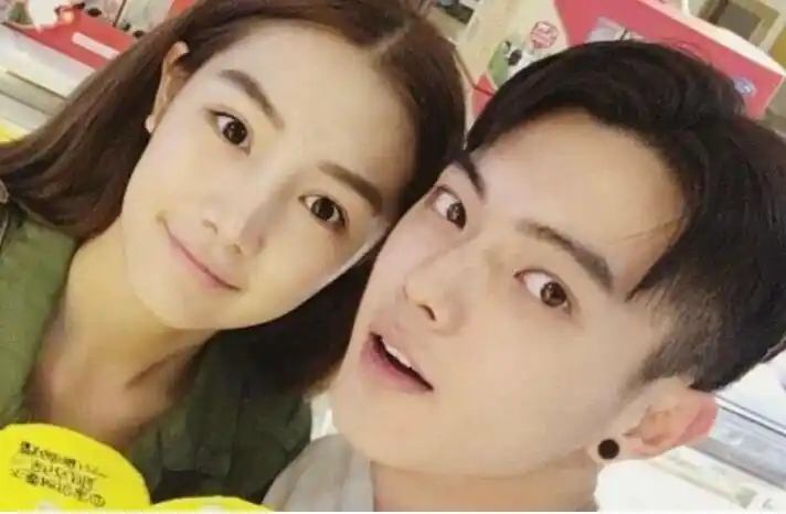 许凯为什么是炮王结婚了吗 家暴和整容前照片是不是真的_漂亮女人街