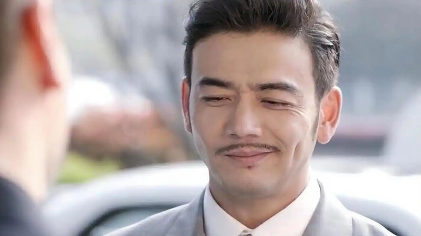 因一部《欢乐颂》爆红的"性感总裁"杨烁,怎么感觉一下子就"销声匿迹"