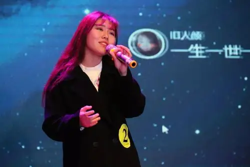 马俊腾飞二等奖:程科栋三等奖:刘文月人气歌手:李可新十佳歌手:马俊