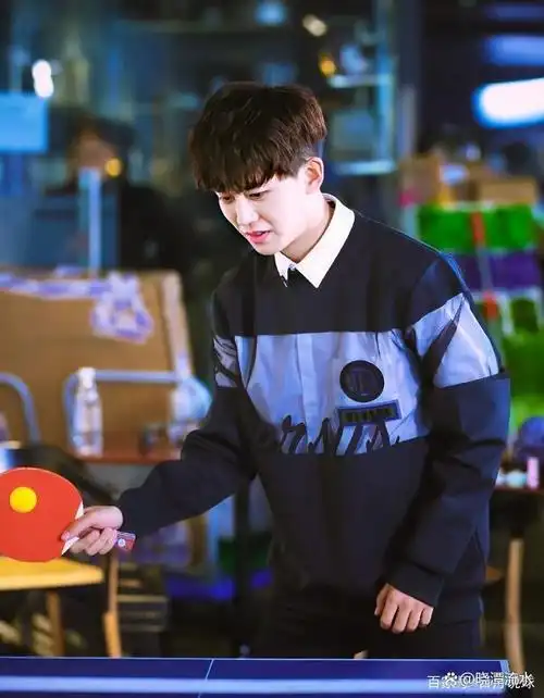 演员任嘉伦演过《大唐荣耀》《通天狄仁杰》《秋蝉》等 影视作品,曾获