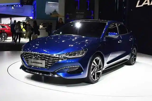 最美现代轿跑车菲斯塔上市 售价11.98-15.48万