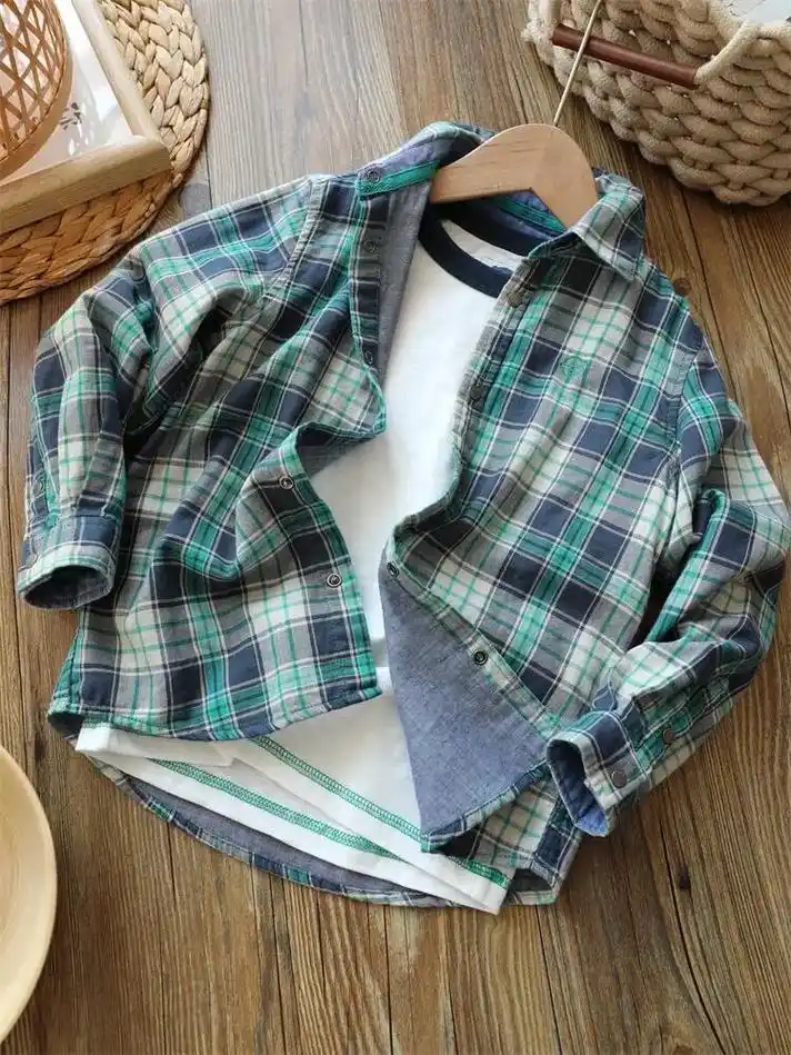 秋天和格子衬衫真的好配啊～姐妹们～快看过来, 这款复古格子衬 - 抖