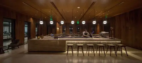 特调学派吧台位于门店三层_星巴克中国_高清大图_图片下载_美通社 pr