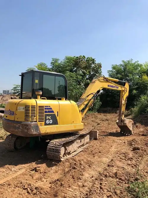 小松pc56-7挖掘机