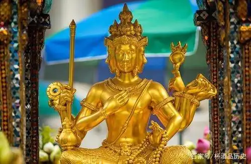 梵天是印度的创世神,佛教十二天之首,他为什么被尊称为四面佛?