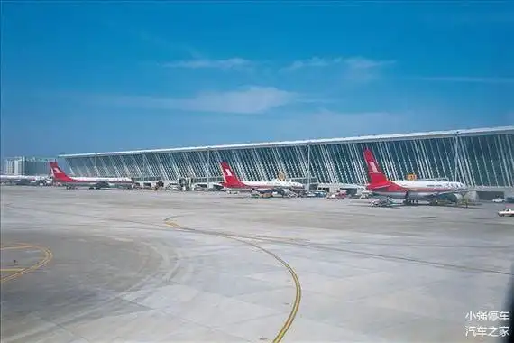 上海浦东国际机场停车收费