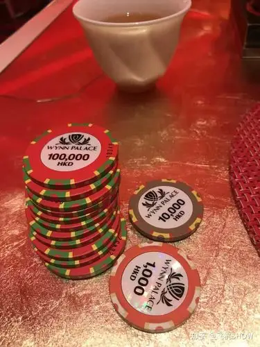 天堂向左澳门向右