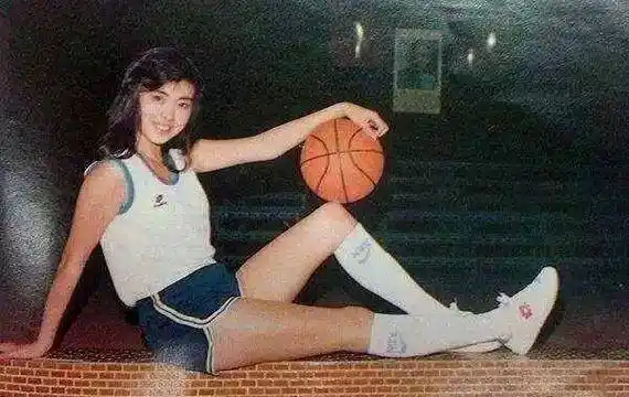 这10位长腿女神,个个撩人心魂_周慧敏_身材_因为