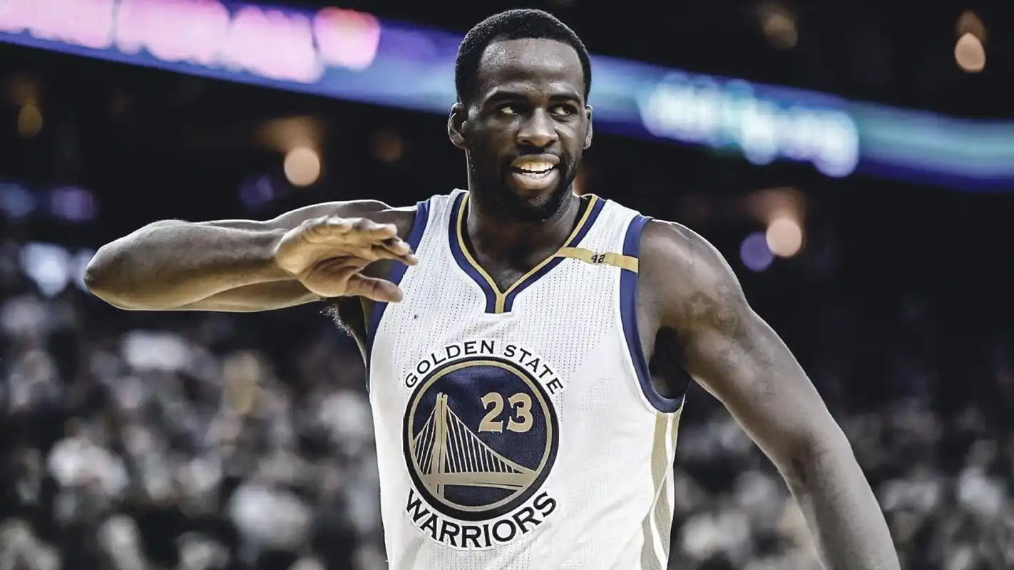 格林展现商人潜质 将勇士死亡五小注册为商标