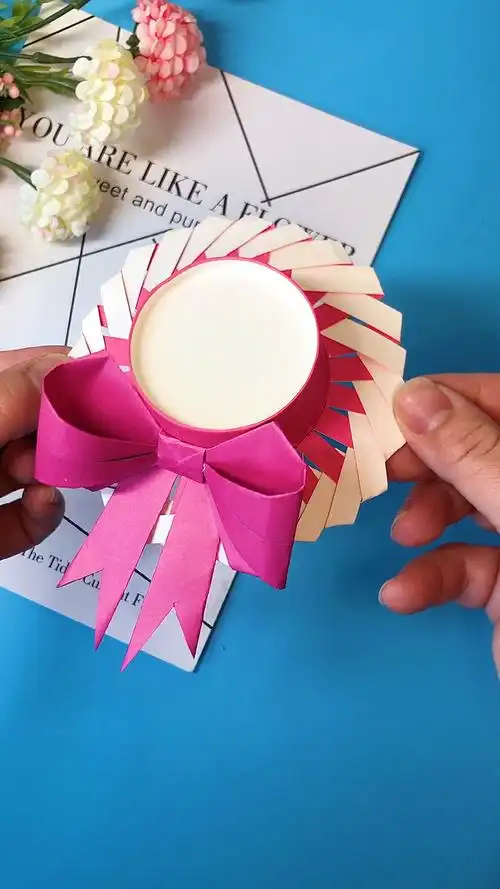 亲子手工#夏天到了,用一次性杯子做个好看的帽子.