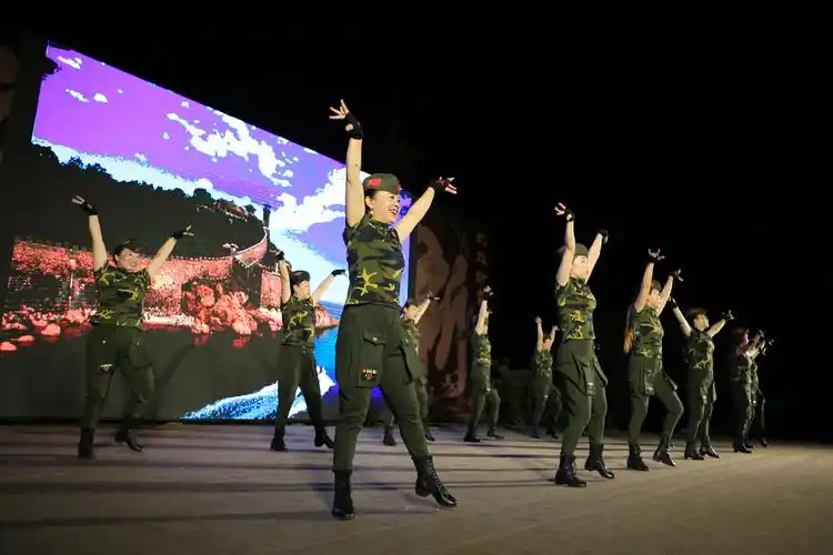 蓬莱爱尚水兵舞-激情夏夜,舞动仙境