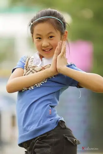 一组美美小丫头(10岁)【30p】