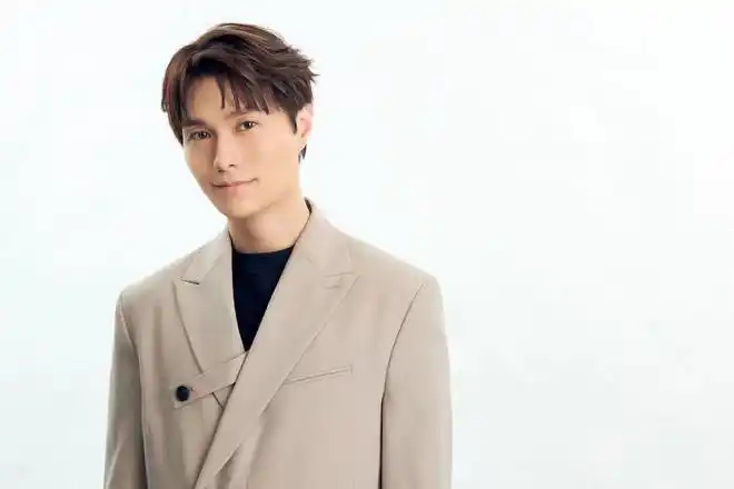 庆出道十周年 胡鸿钧广州演唱会开启内地巡演