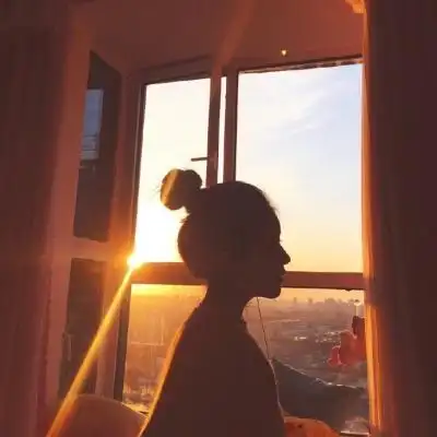 微信头像女意境 高清好看的女生微信头像意境