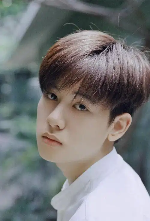 2020年男生剃出的短发,短发图片,发型图片