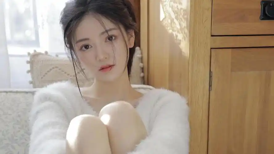 2021超温柔漂亮的小姐姐,高清壁纸图片,清纯美女-回车桌面