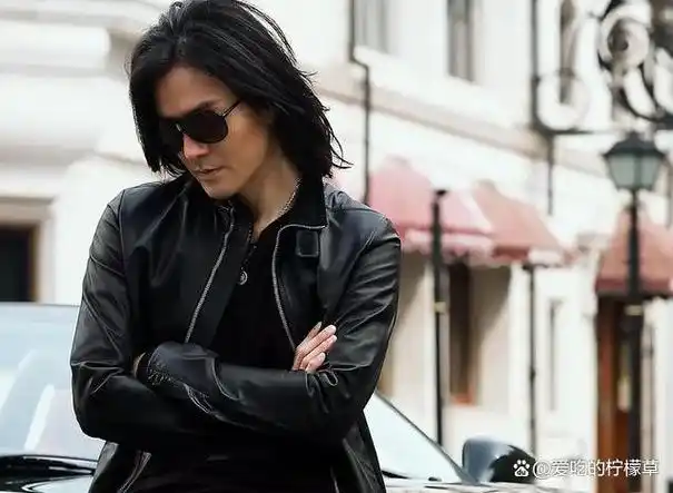 郑伊健资产过亿,有钱有颜为什么还丁克?原因你可能想不到