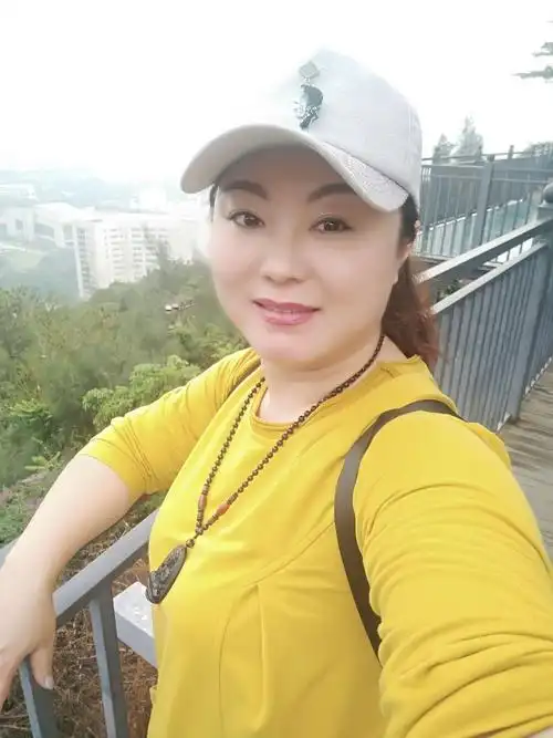 普通小女人.要快快乐乐,无忧无虑的生活