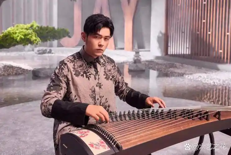 当周杰伦轻抚古筝弦,华流魅力瞬间绽放