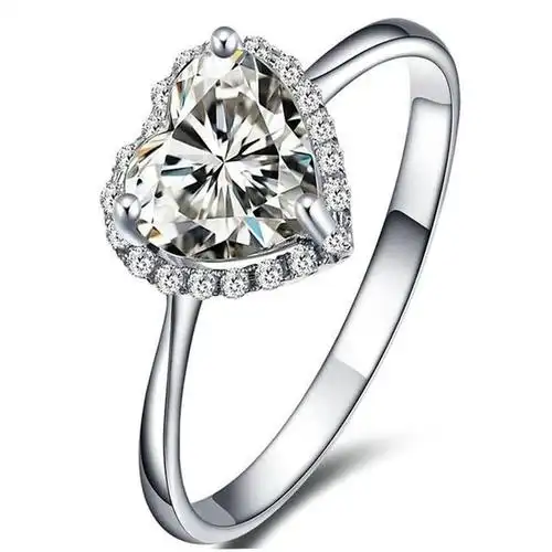 心形钻石戒指的寓意是什么