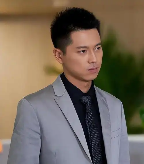 有种整容叫王雷结婚老婆李小萌变化不大他却脱胎换骨