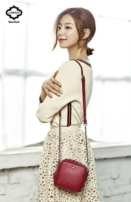 裴勇俊对网络恶评零容忍 娇妻朴秀珍新写真性感可爱【组图】 (3)