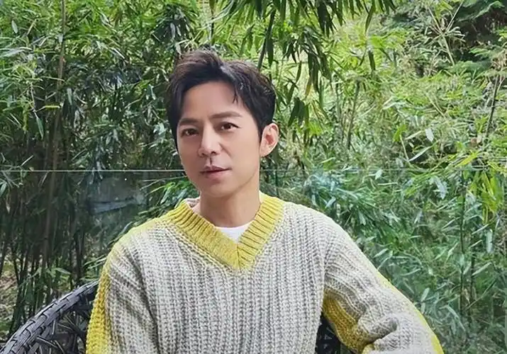 有张杰没谢娜,主持人又得