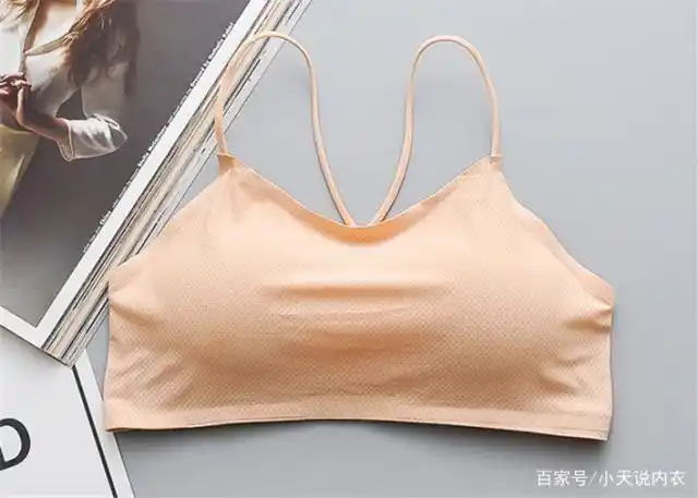 女生过夏天,适合穿什么样的内衣呢?