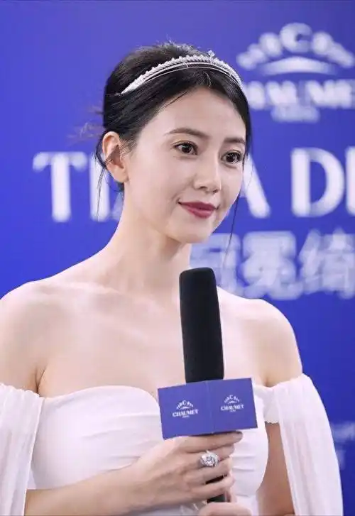 30貌美如花,5位中年女明星颜值逆袭与观众的惊艳之路_变化_岁月_女神