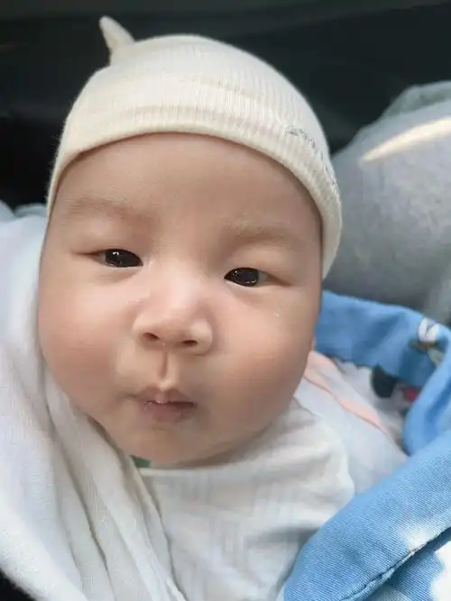 时间过得真快转眼之间我的宝已经三个月啦.#看 - 抖音