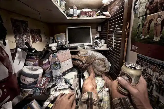 为提升穷人幸福感:香港推出水管房,月租三千不用再挤"棺材房"!