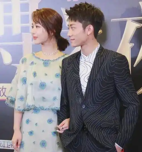 杨紫突然官宣,张一山点赞上热搜!网友:恭喜,这一天终于来了!