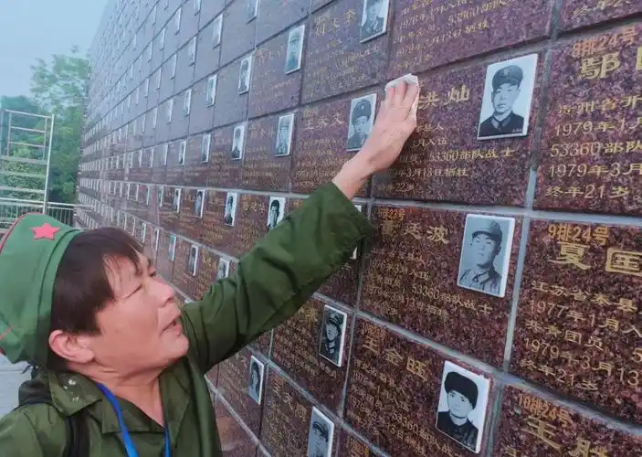 邹城市看庄镇组织军烈属赴广西龙州烈士陵园祭扫缅怀凤凰网山东_凤凰