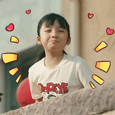 自己都忍不住笑了gif女孩gif可爱gif搞笑gif