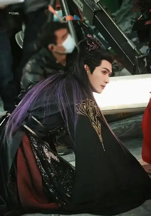 张彬彬三年只拍一部古装剧