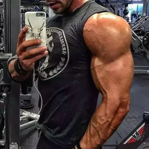 一个都不能少完美三角肌必备的训练建议