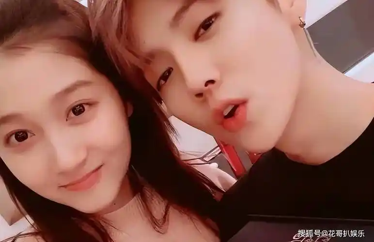 关晓彤晒新发型,一头短发清爽简约,被质疑换发型是为了从头开始_鹿晗