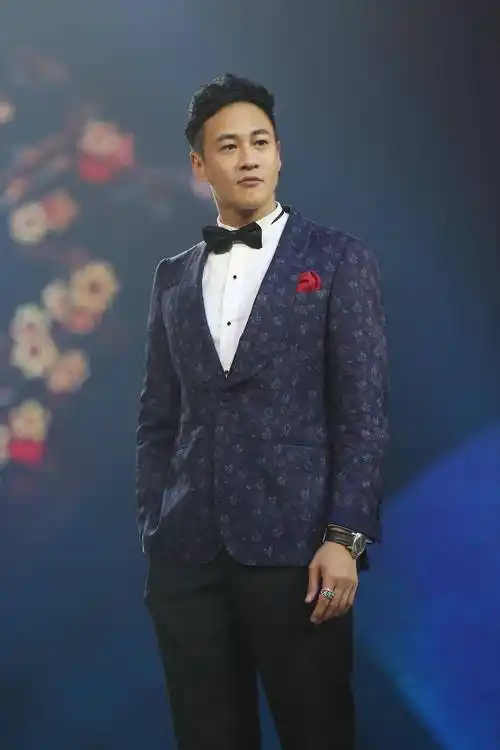 47岁何润东这是要翻车?