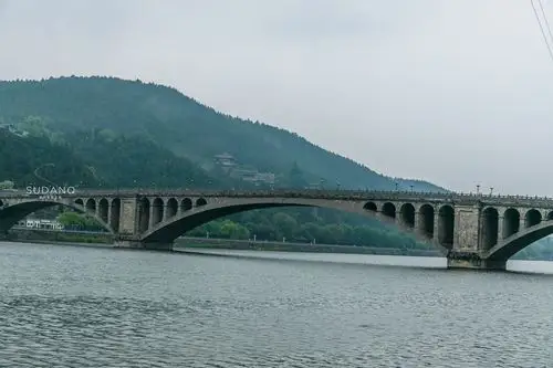 原创古老洛阳千年石窟夜游龙门不害怕吗不阴森吗