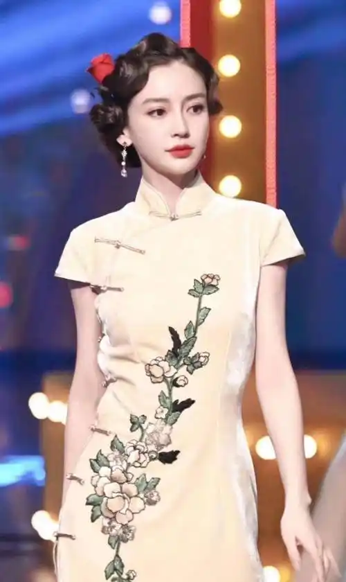 原创王牌对王牌baby画鹿晗侧颜画工了得栩栩如生关晓彤看后脸都红了